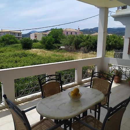 Evi'S Apartment Лефкада Экстерьер фото